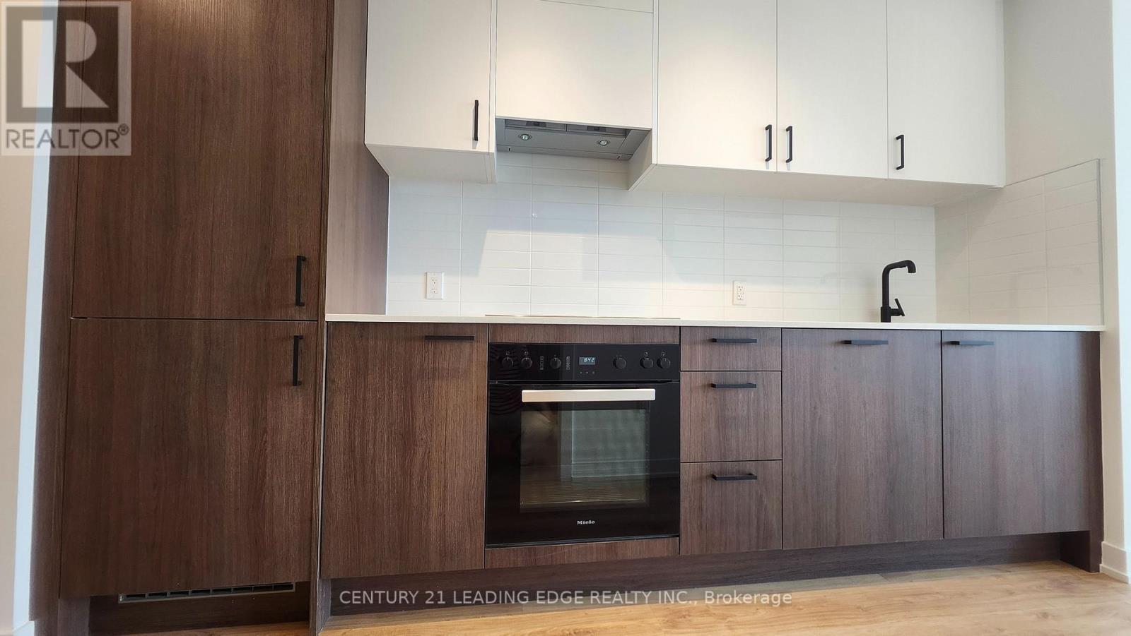 1506 - 5 Quarrington Lane, Toronto, Ontario  M3C 1H7 - Photo 3 - C13252972