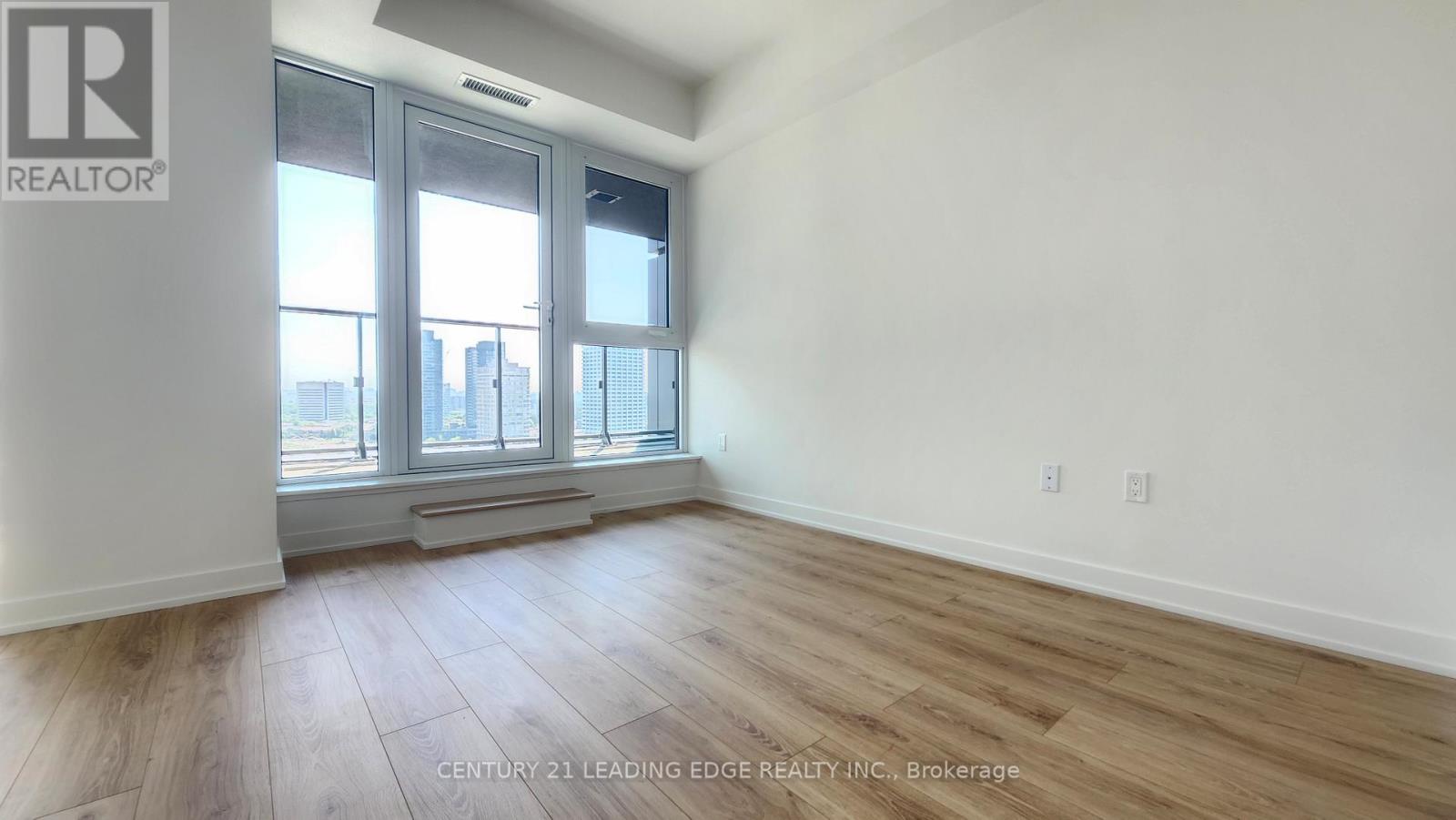 1506 - 5 Quarrington Lane, Toronto, Ontario  M3C 1H7 - Photo 4 - C13252972