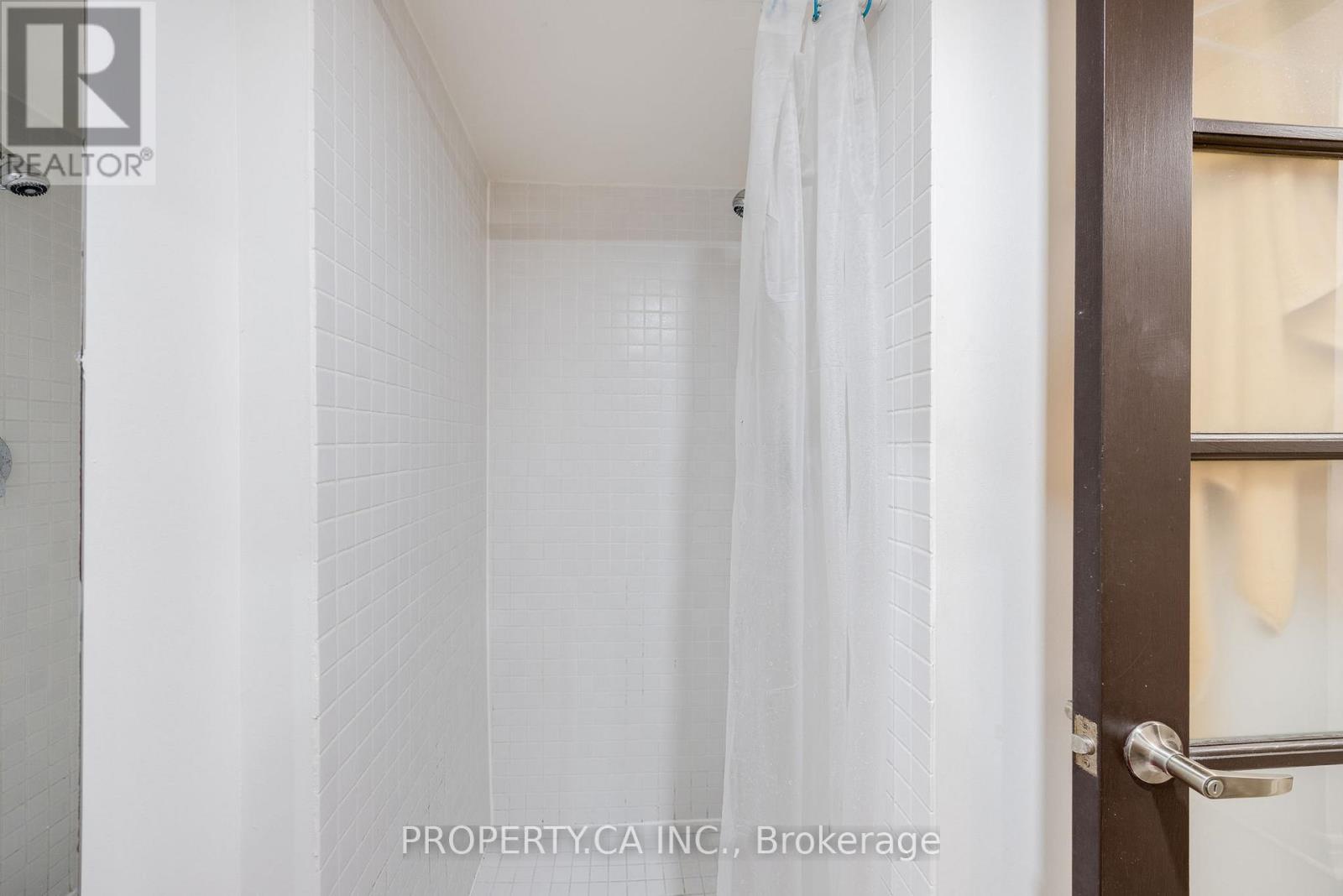 14 Bellwoods Avenue, Toronto, Ontario  M6J 2P4 - Photo 15 - C13253176