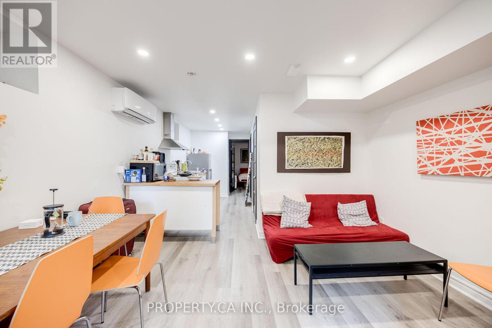 14 Bellwoods Avenue, Toronto, Ontario  M6J 2P4 - Photo 5 - C13253176