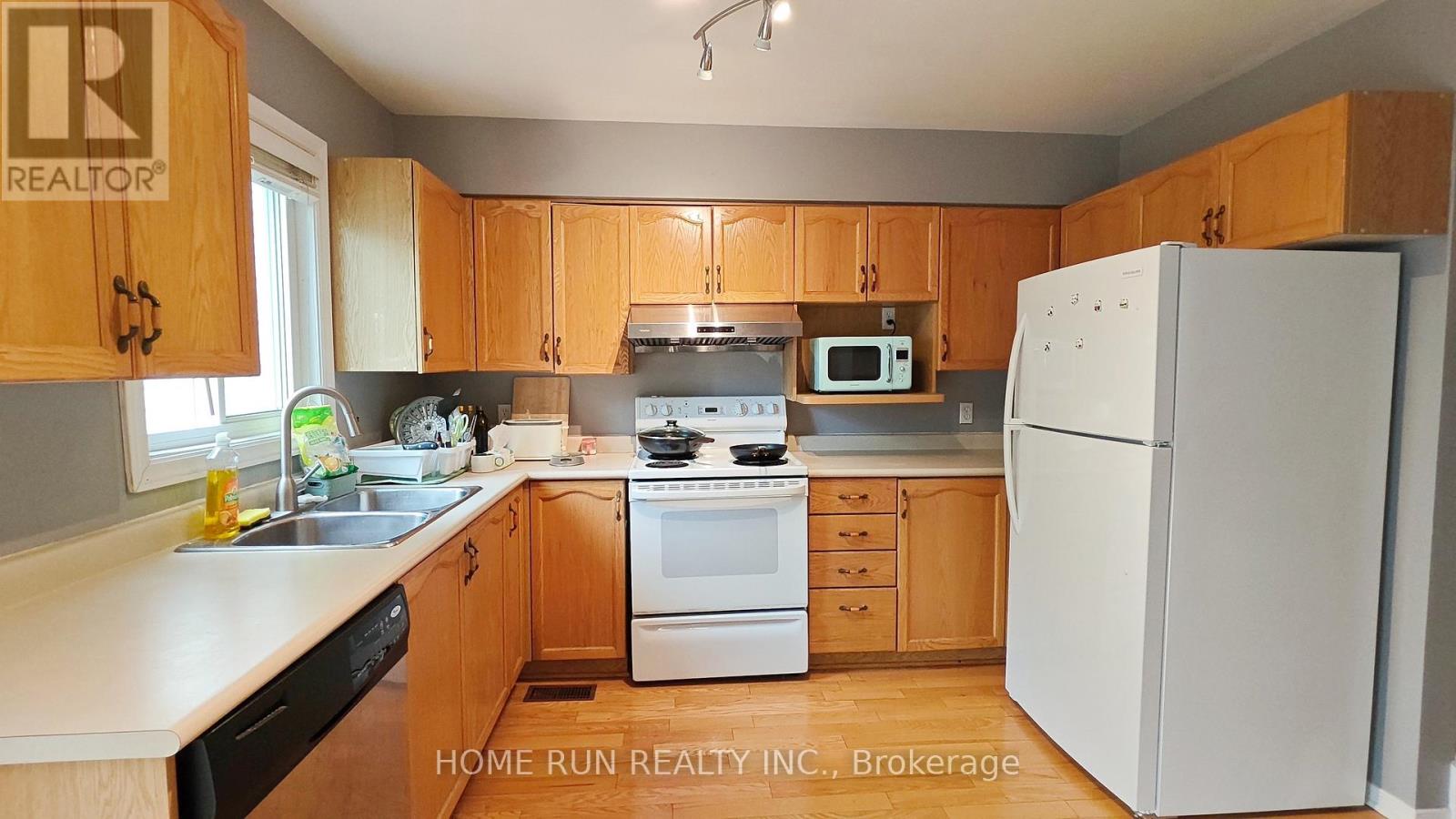 152 Thornbury Crescent, Ottawa, Ontario  K2G 6B9 - Photo 12 - X13251534