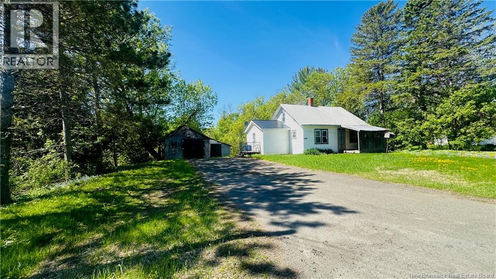 10001 105 Route, Beechwood, New Brunswick