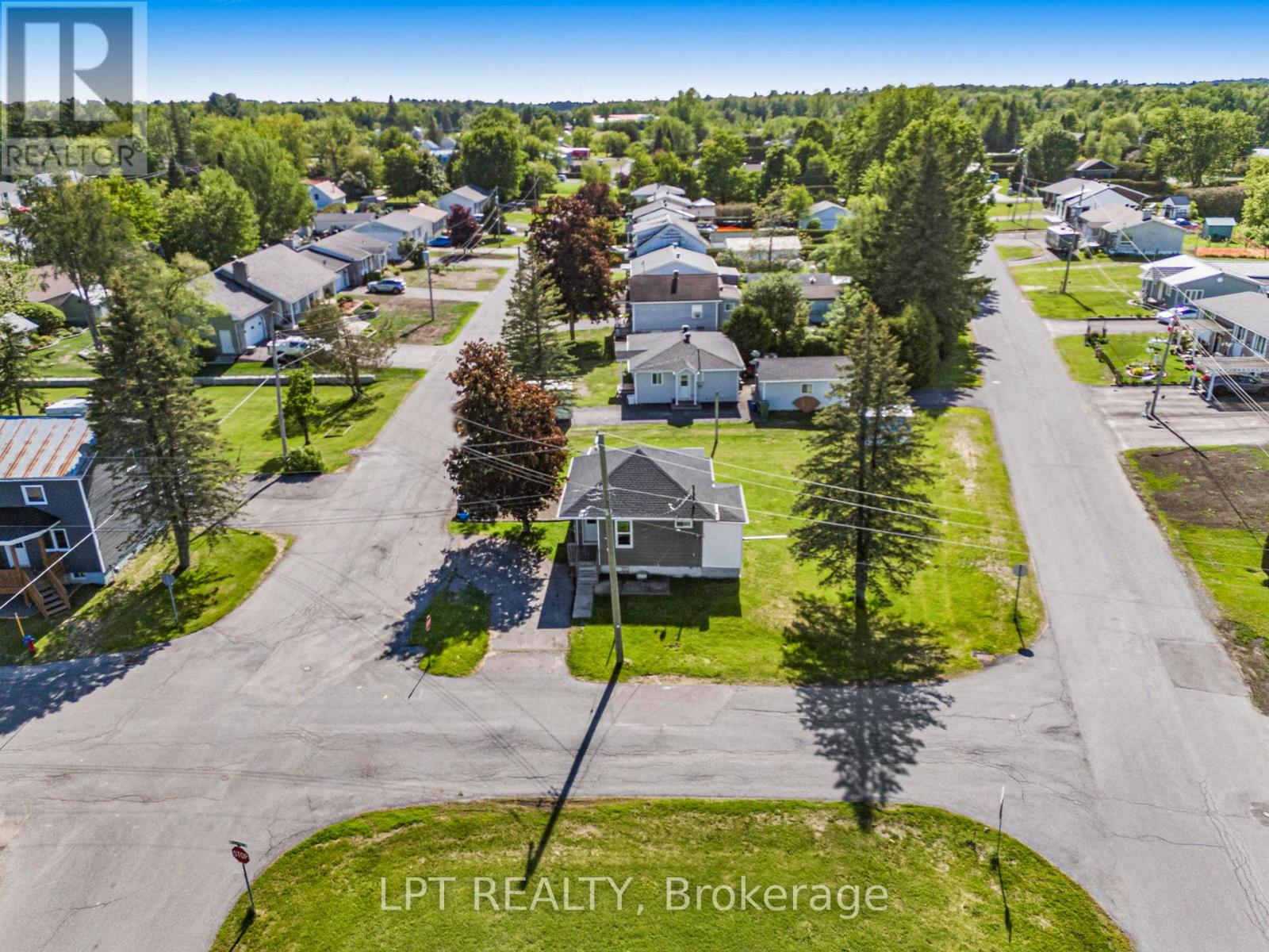 31 Johnston Street, Alfred And Plantagenet, Ontario  K0B 1A0 - Photo 24 - X13256254