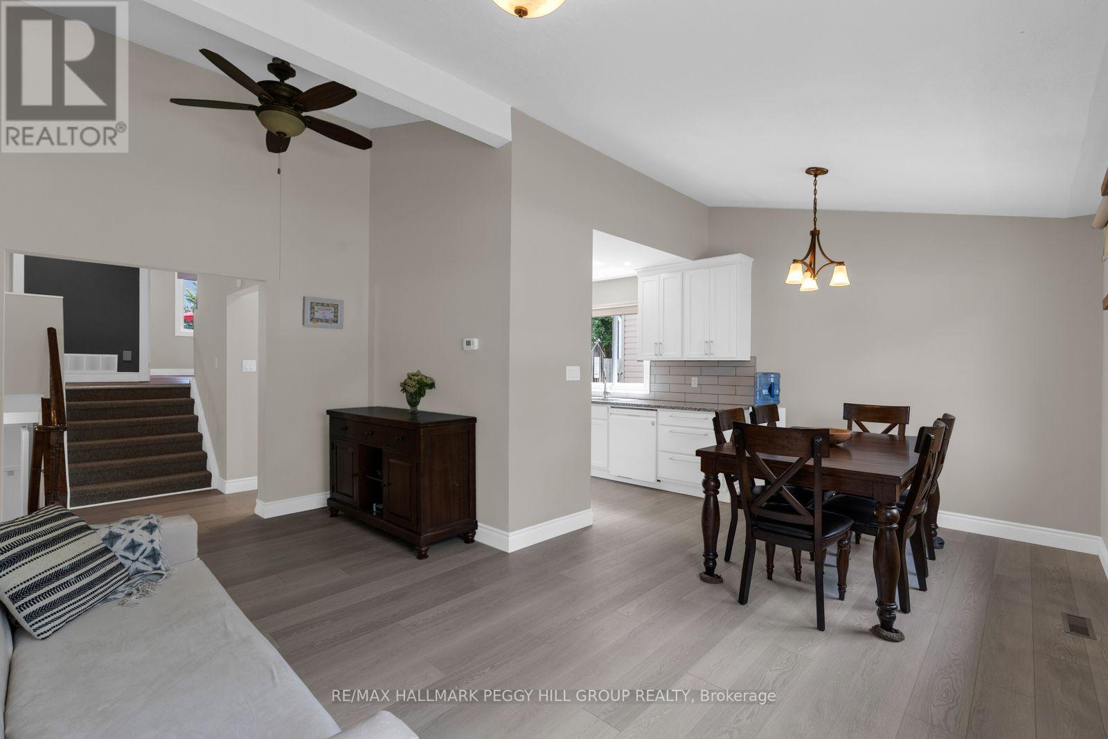 49 Noam Drive, Barrie, Ontario  L4N 4N4 - Photo 7 - S13254848