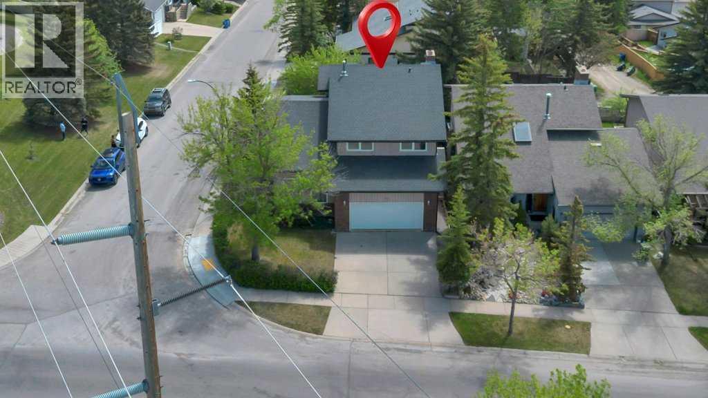 77 Edgewood Rise Nw, Calgary, Alberta  T3A 2T6 - Photo 13 - A2281057