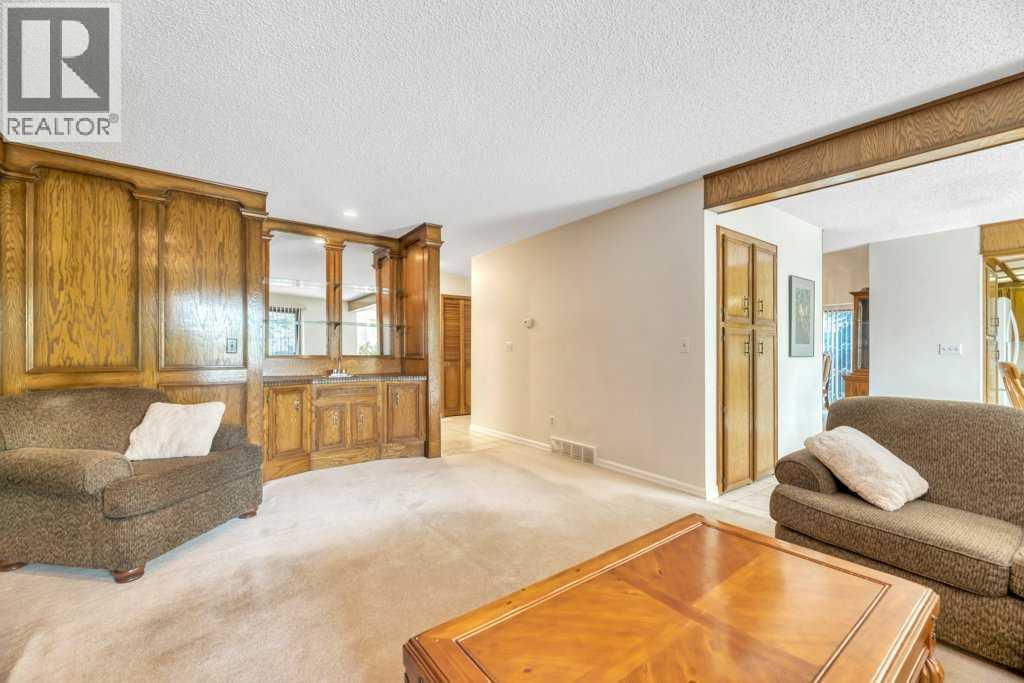 77 Edgewood Rise Nw, Calgary, Alberta  T3A 2T6 - Photo 26 - A2281057