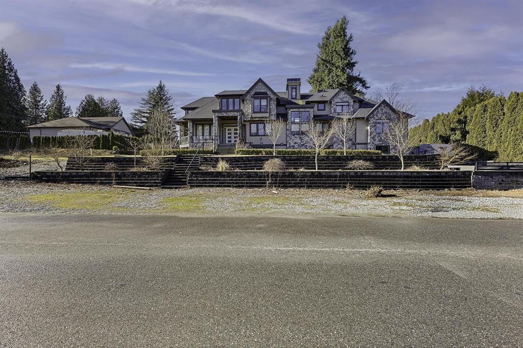 4033 Prairie Street, Abbotsford, British Columbia  V4X 1X2 - Photo 2 - R3132580
