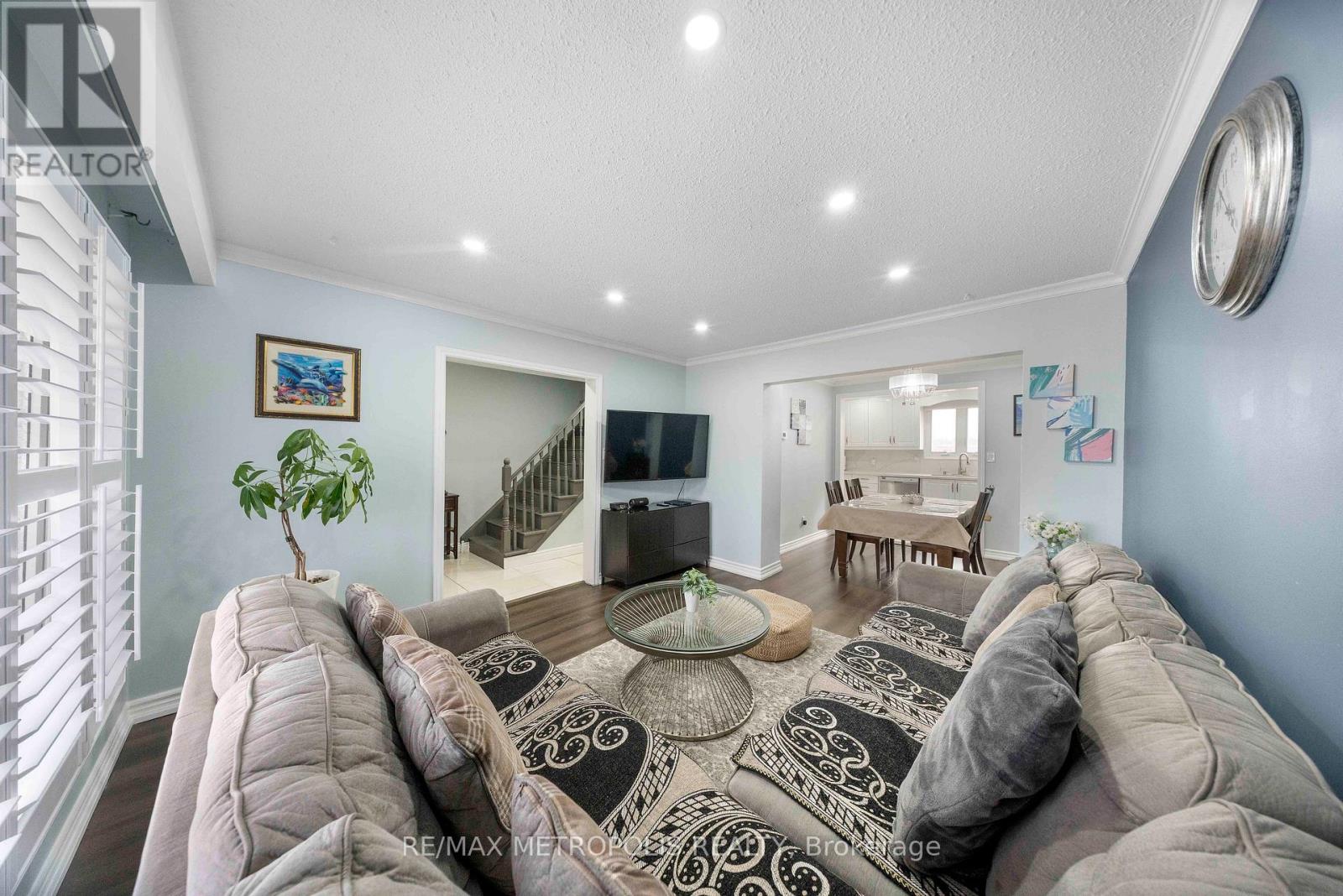 42 Gulliver Crescent, Brampton, Ontario  L6S 1S9 - Photo 6 - W13249854