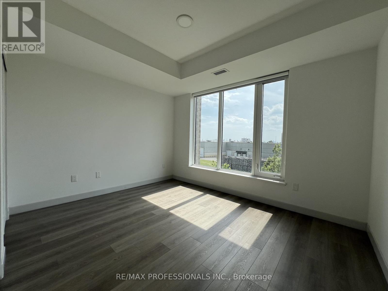 305 - 37 Antrim Crescent, Toronto, Ontario  M1P 0E8 - Photo 20 - E13211748
