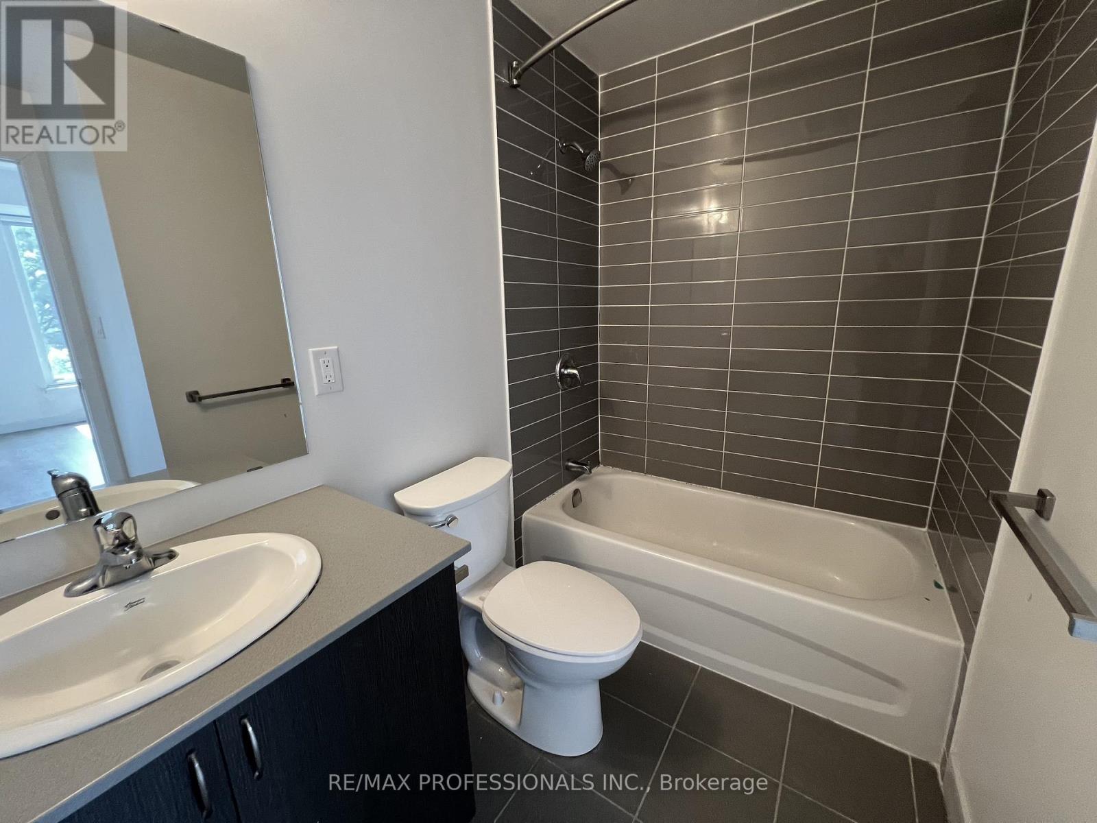 305 - 37 Antrim Crescent, Toronto, Ontario  M1P 0E8 - Photo 25 - E13211748