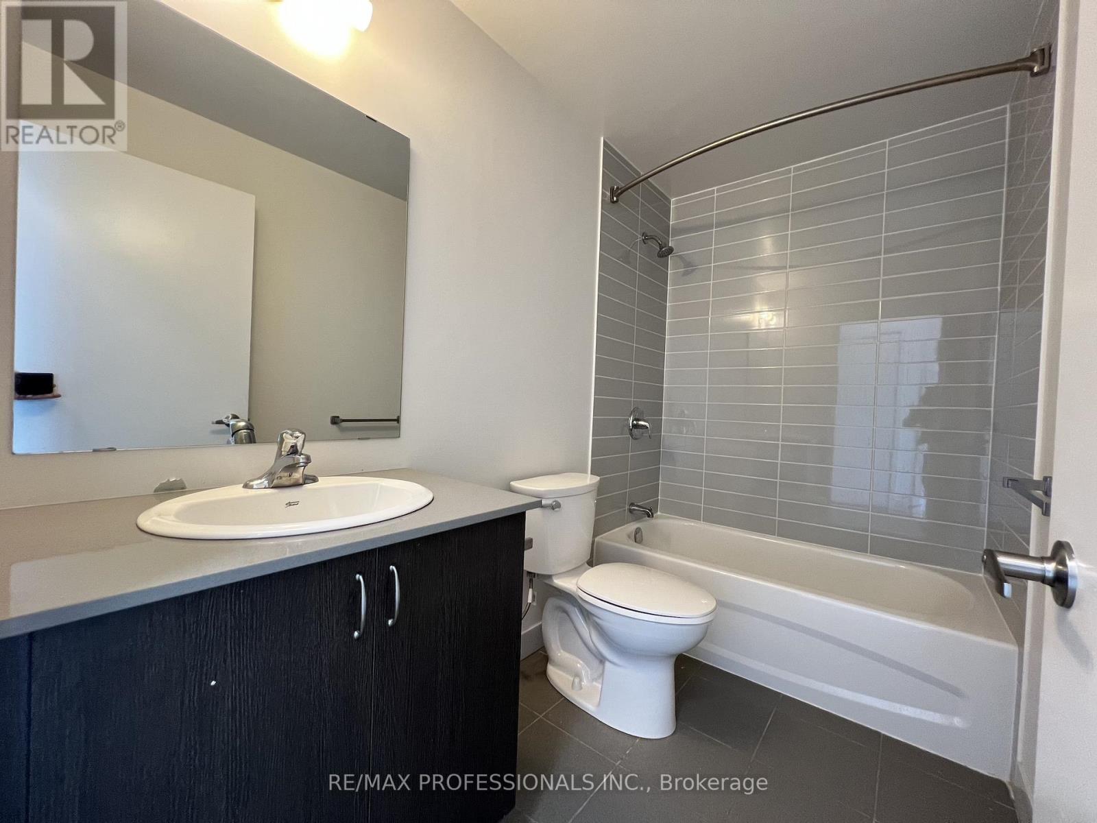 305 - 37 Antrim Crescent, Toronto, Ontario  M1P 0E8 - Photo 19 - E13211748