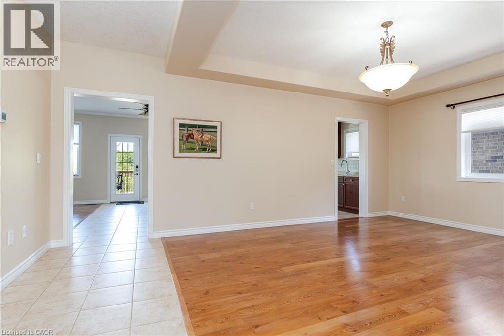 135 Schweitzer Crescent, Wellesley, Ontario N0B 2T0 - Photo 5 - 40835251