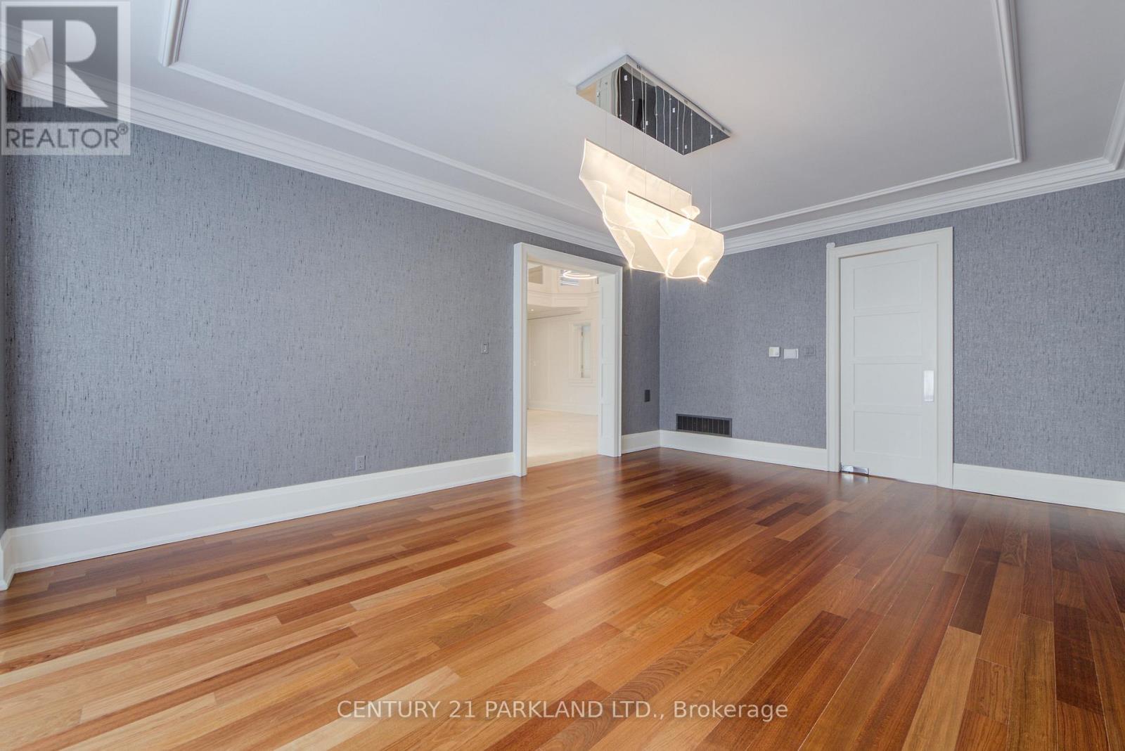 16 Flatbush Avenue, Vaughan, Ontario  L4L 8K3 - Photo 9 - N12607738