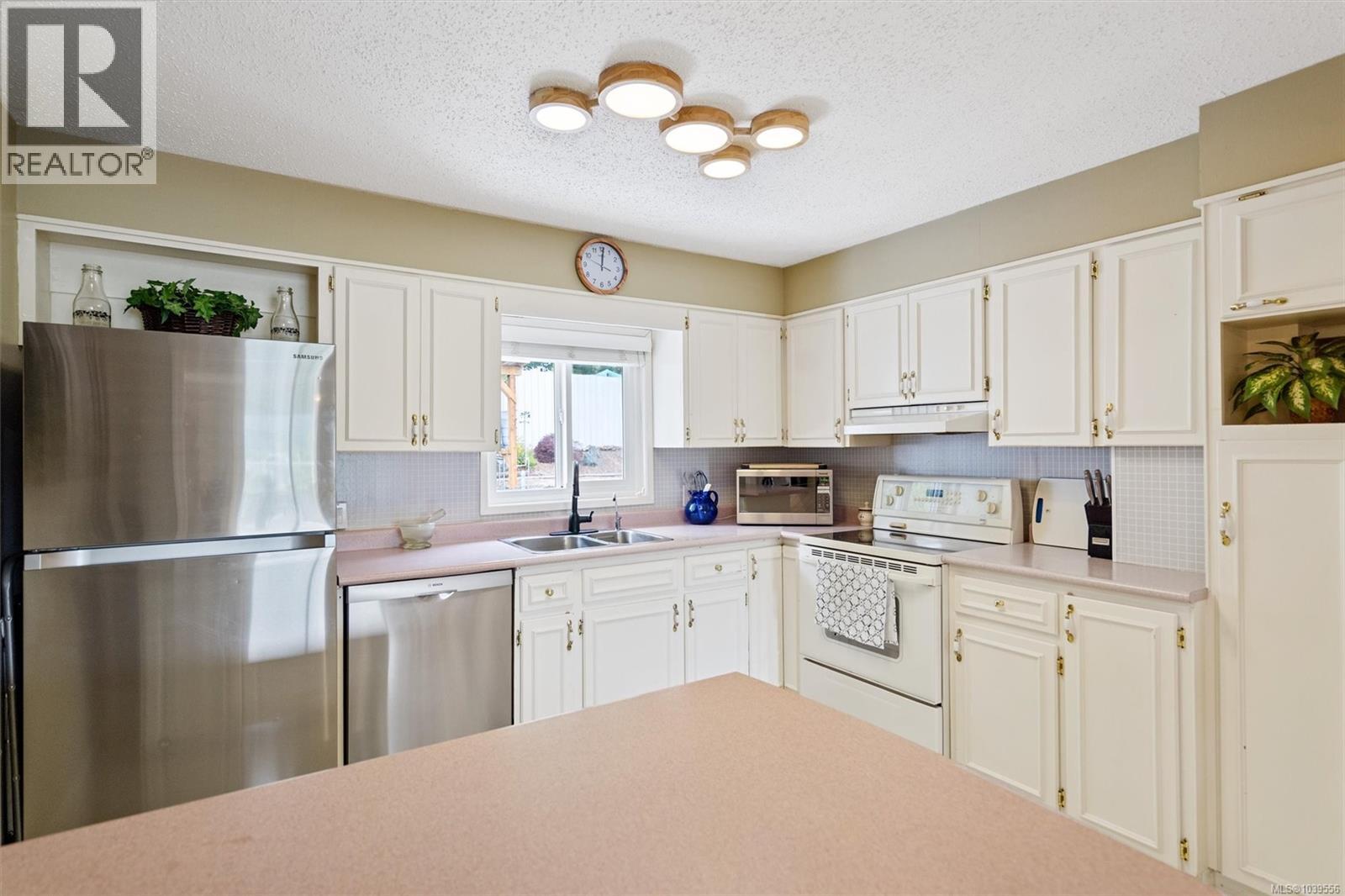 8500 Maple Ridge Rd, Youbou, British Columbia  V0R 3E1 - Photo 8 - 1039556