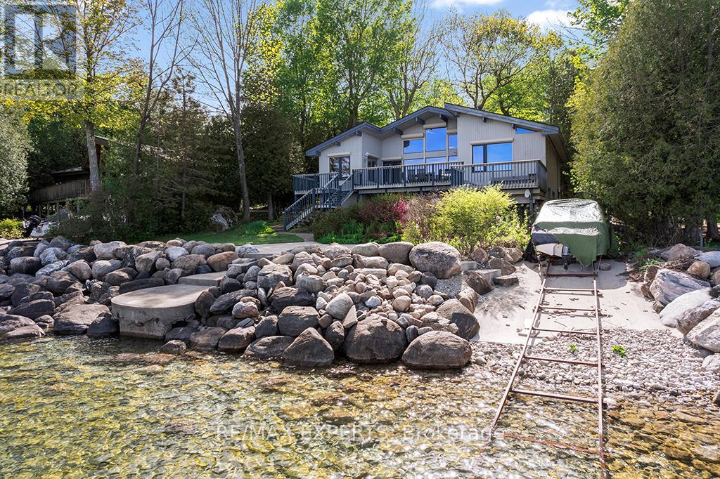 341 CEDAR AVENUE, Meaford, Ontario