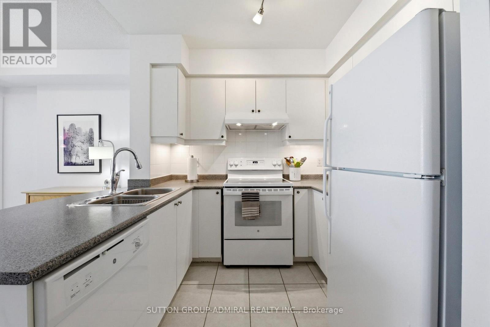1403 - 5500 Yonge Street, Toronto, Ontario  M2N 7L1 - Photo 7 - C13256574