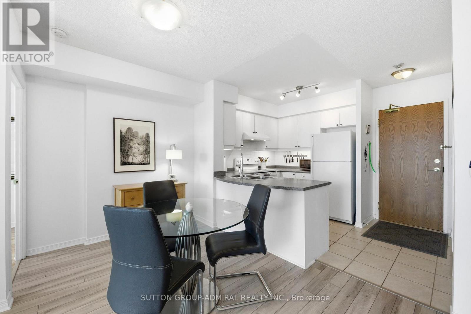 1403 - 5500 Yonge Street, Toronto, Ontario  M2N 7L1 - Photo 5 - C13256574