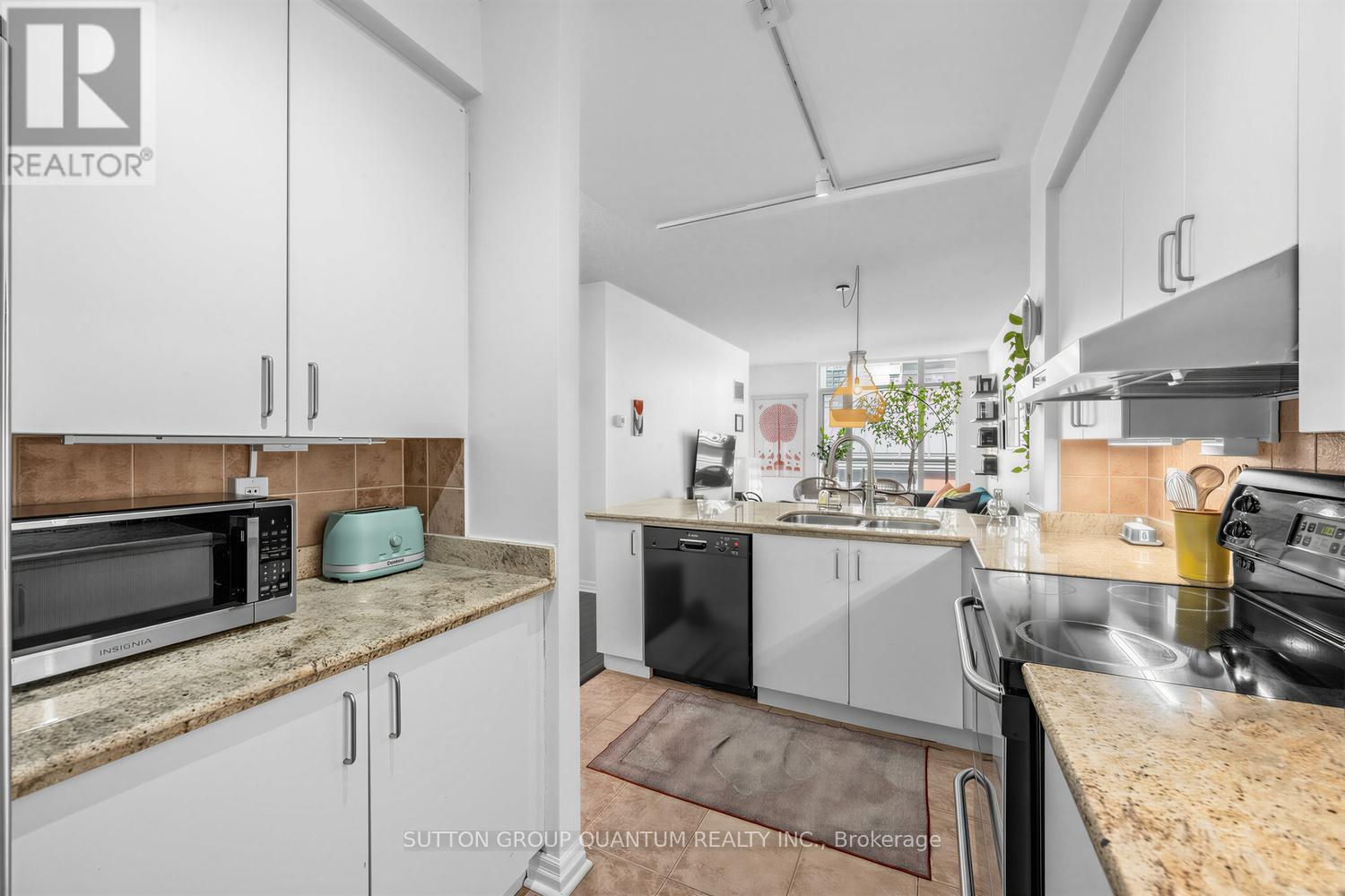 304 - 80 Port Street E, Mississauga, Ontario  L5G 4V6 - Photo 16 - W13251878