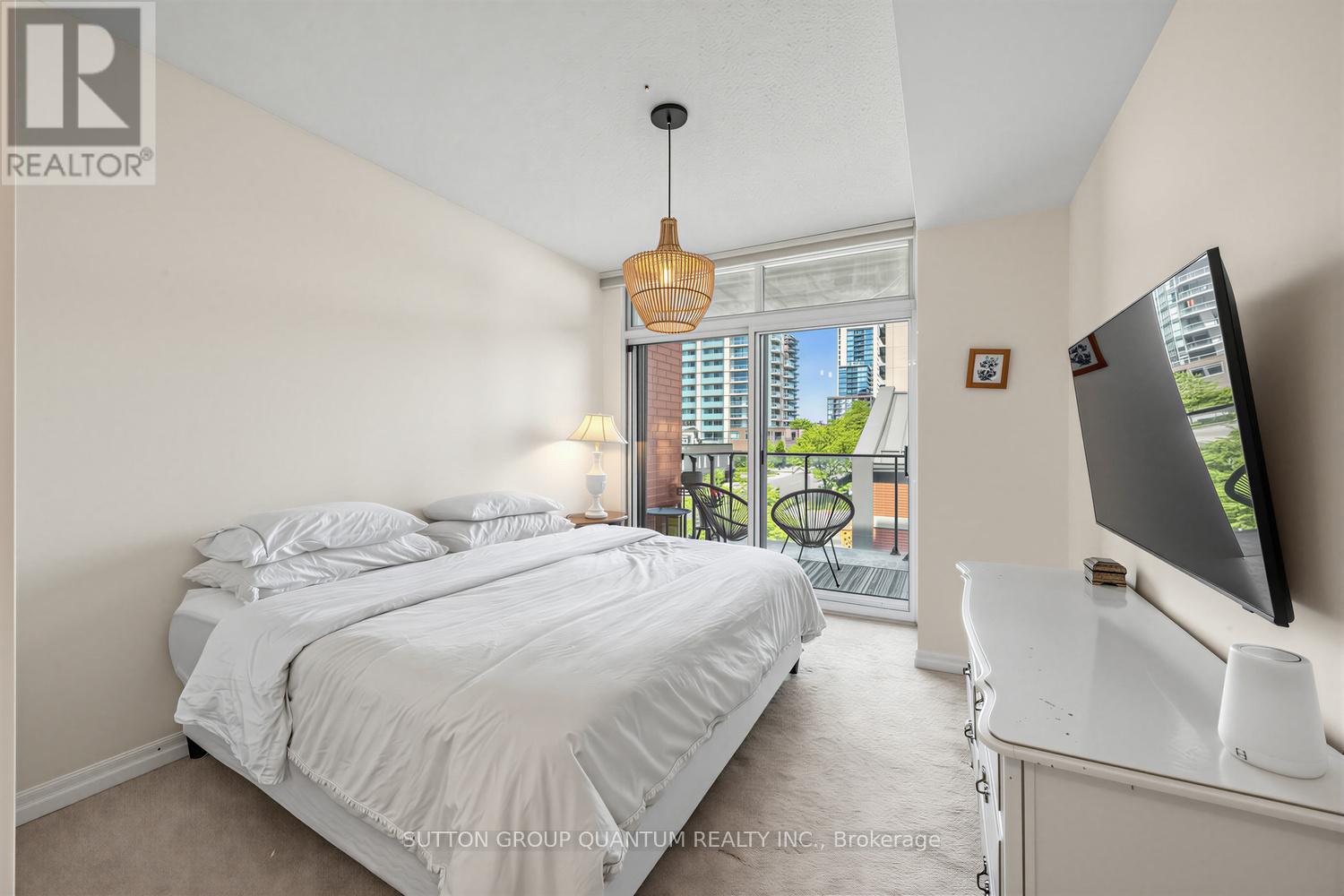 304 - 80 Port Street E, Mississauga, Ontario  L5G 4V6 - Photo 17 - W13251878