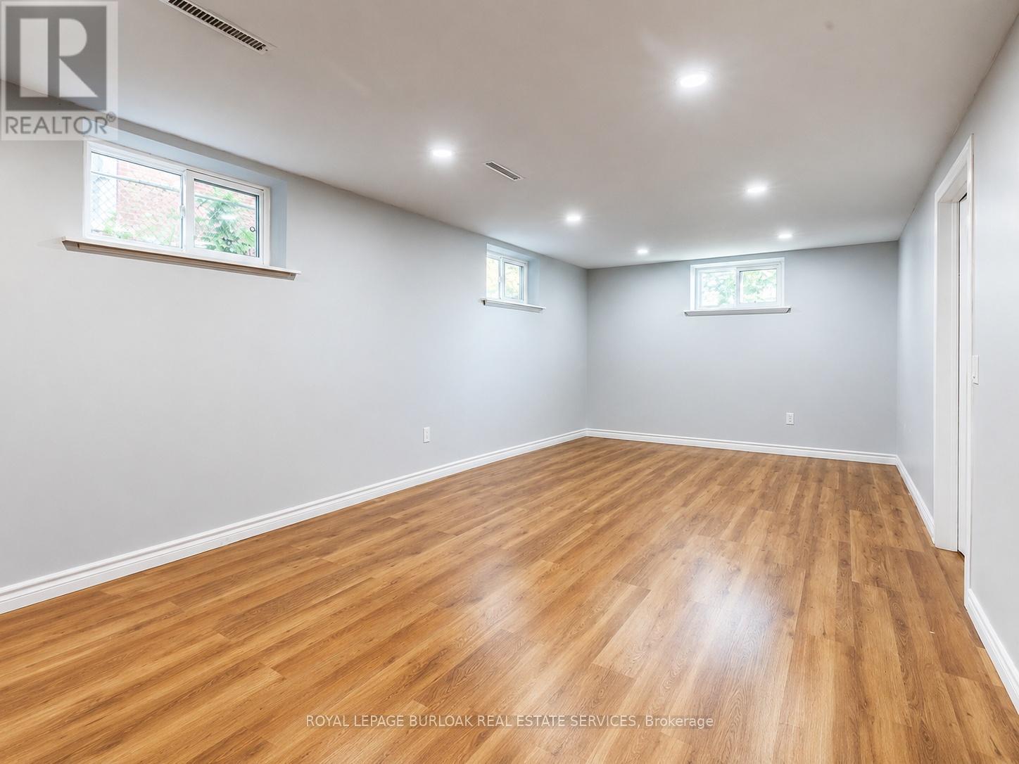 723 Hyde Road, Burlington, Ontario  L7S 1S6 - Photo 23 - W13252368