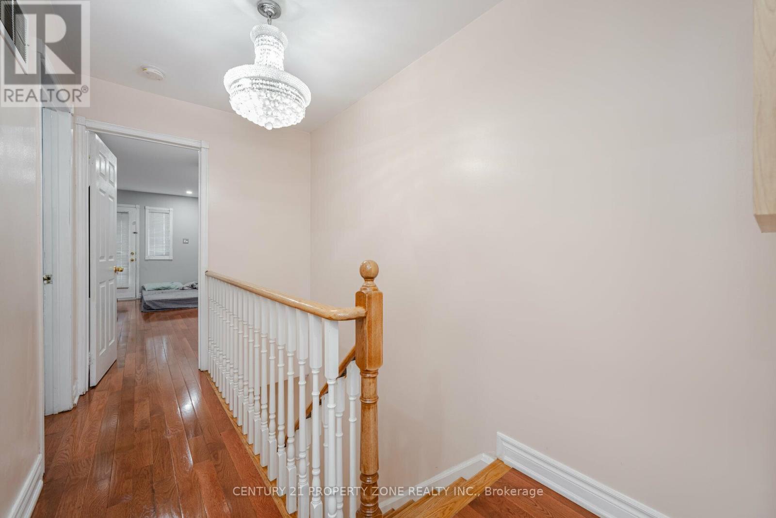 86 Rory Road, Toronto, Ontario  M6L 3G1 - Photo 17 - W13252960
