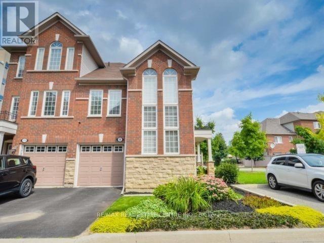 9 Sand Wedge Lane, Brampton, Ontario  L6X 0H1 - Photo 2 - W13252968