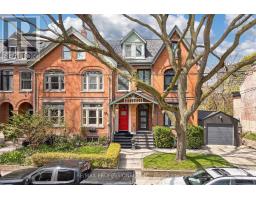 12 1/2 MELBOURNE AVENUE, Toronto, Ontario