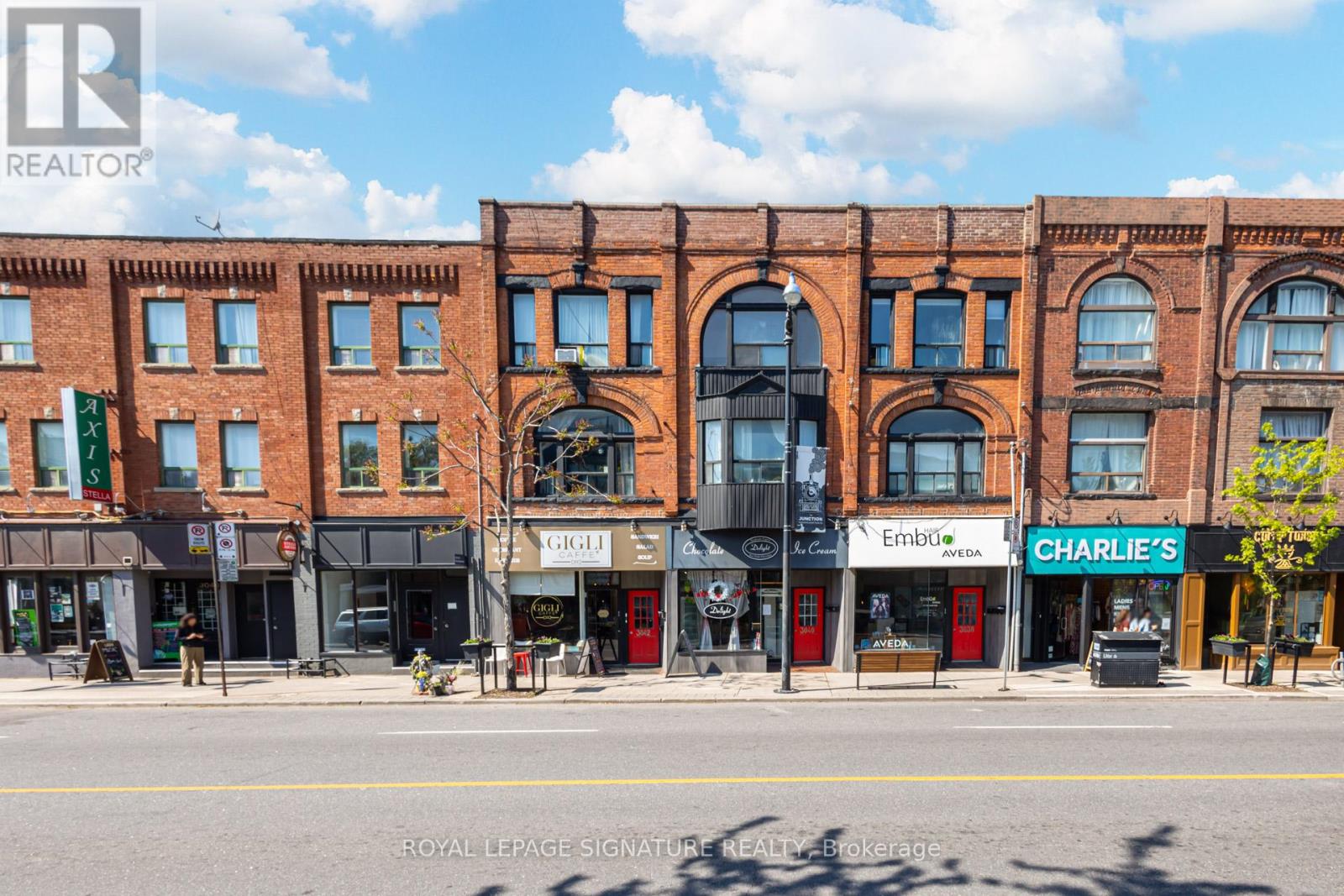 3 - 3040 DUNDAS STREET W, Toronto, Ontario