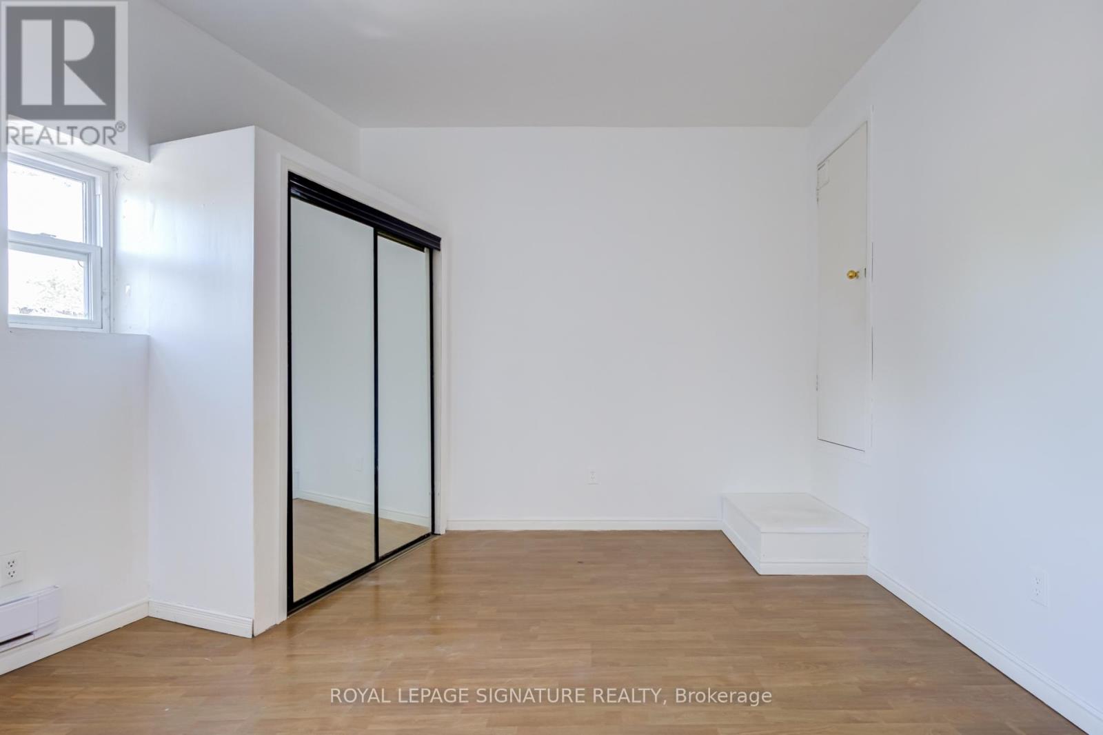 3 - 3040 Dundas Street W, Toronto, Ontario  M6P 1Z3 - Photo 8 - W13253214