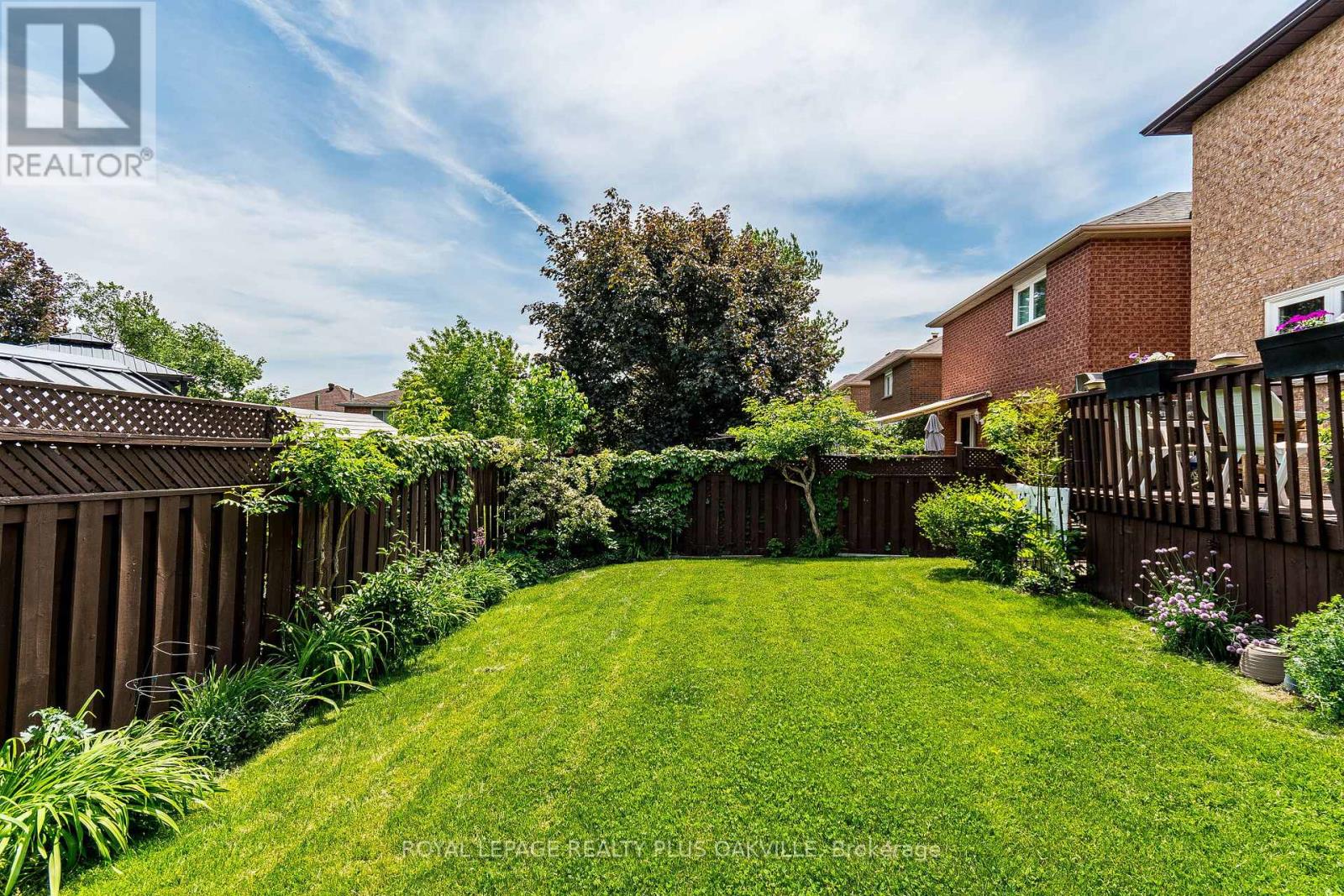 1520 Roseway Drive, Mississauga, Ontario  L5M 5M5 - Photo 33 - W13254318