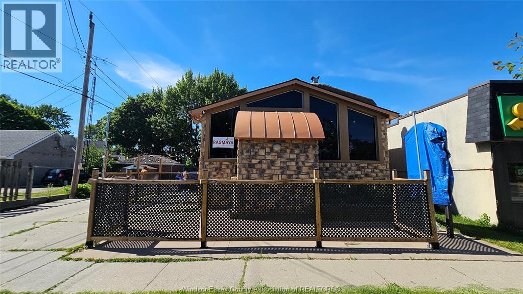 2438-2440 University Avenue West, Windsor, Ontario  N9B 1E9 - Photo 2 - 26013087