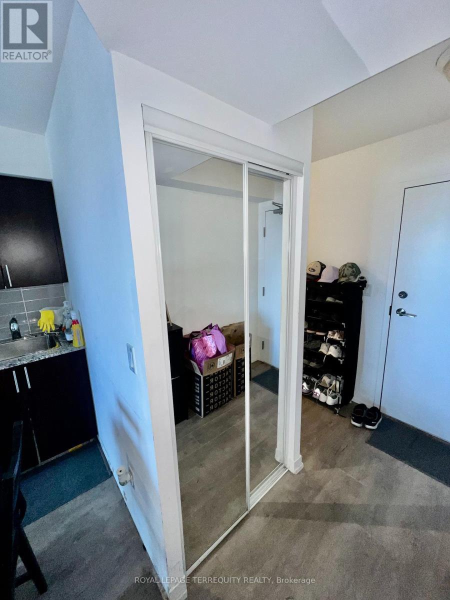 513 - 1420 Dupont Street, Toronto, Ontario  M6H 4J8 - Photo 12 - W13256814