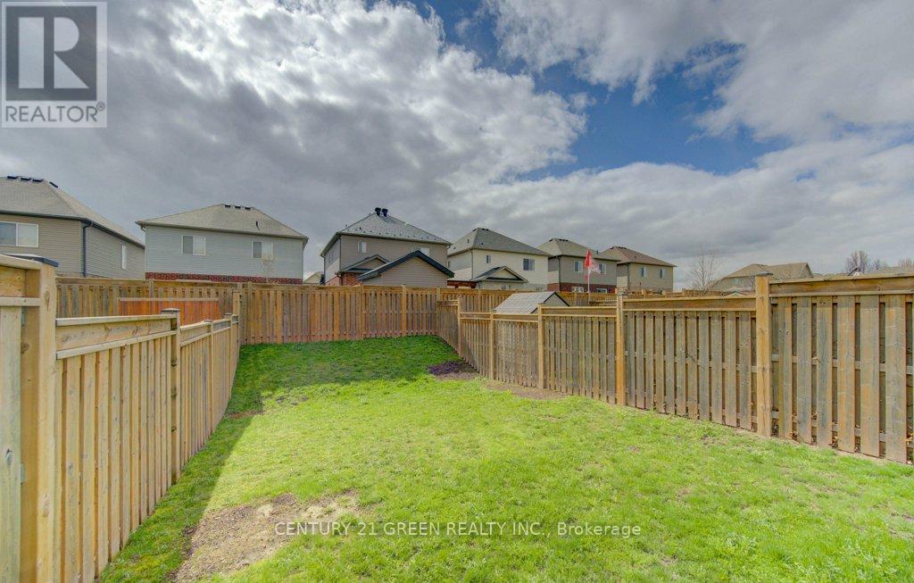 12 Freer Drive, North Dumfries, Ontario  N0B 1E0 - Photo 34 - X13251972