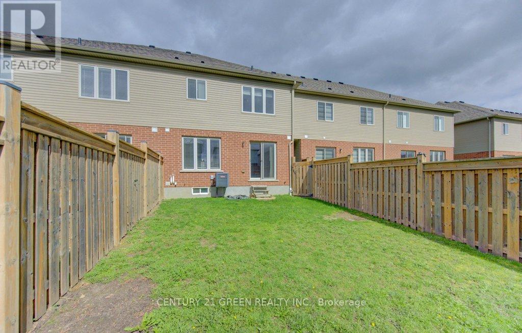 12 Freer Drive, North Dumfries, Ontario  N0B 1E0 - Photo 37 - X13251972