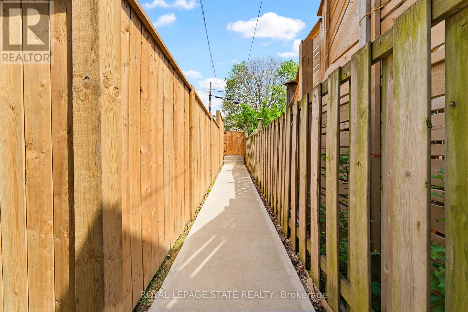 1 - 25 Strathcona Avenue S, Hamilton, Ontario  L8P 4J1 - Photo 18 - X13252250