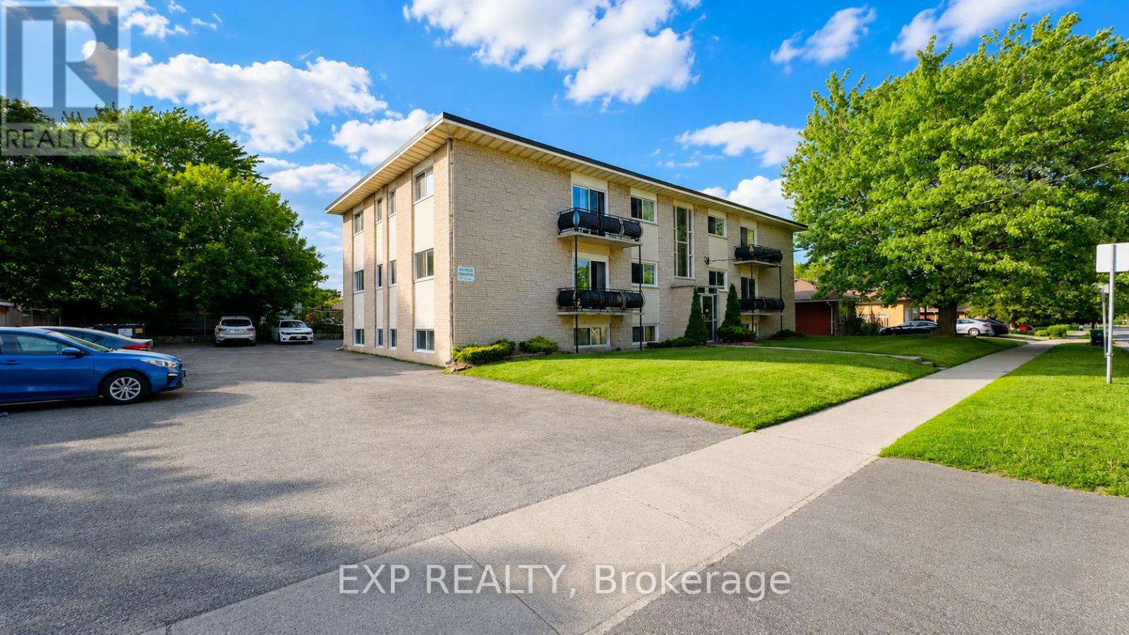 9 - 80 KINZIE AVENUE, Kitchener, Ontario