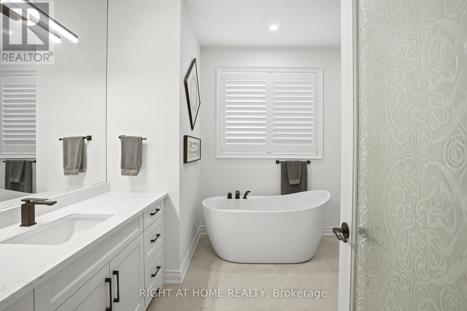 11 Meritage Lane, Niagara-On-The-Lake, Ontario  L0S 1J0 - Photo 24 - X13253546