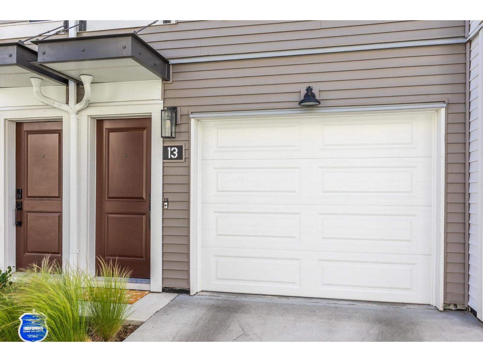 13 2774 Montrose Avenue, Abbotsford, British Columbia  V2S 0N4 - Photo 2 - R3132592