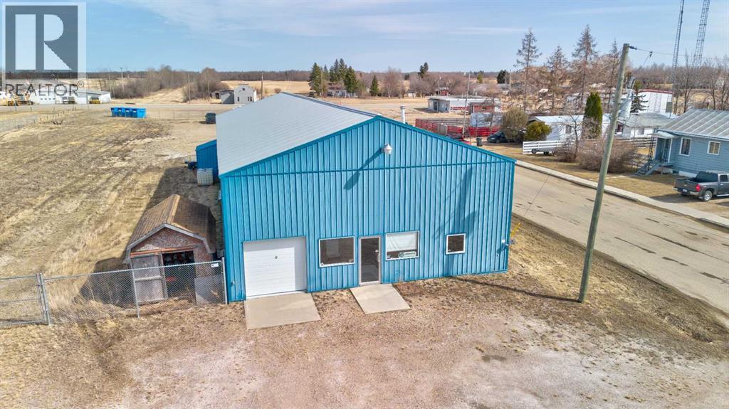 5024 50 Avenue, Eaglesham, Alberta  T0H 1H0 - Photo 2 - A2317471