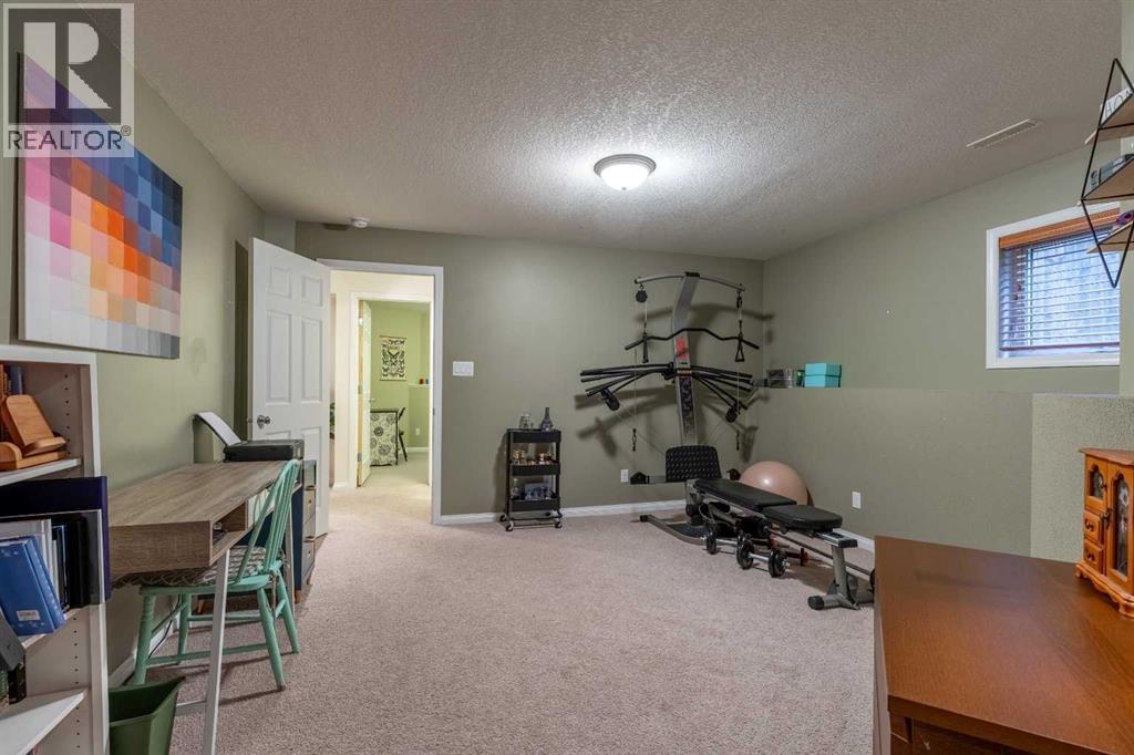 293 Heritage Boulevard W, Lethbridge, Alberta  T1K 7M5 - Photo 34 - A2317103
