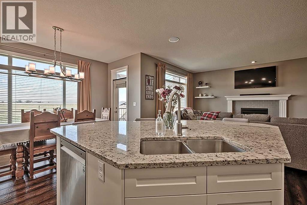 732 Hampton Hills Drive NE, High River, Alberta  T1V 0E6 - Photo 6 - A2317862