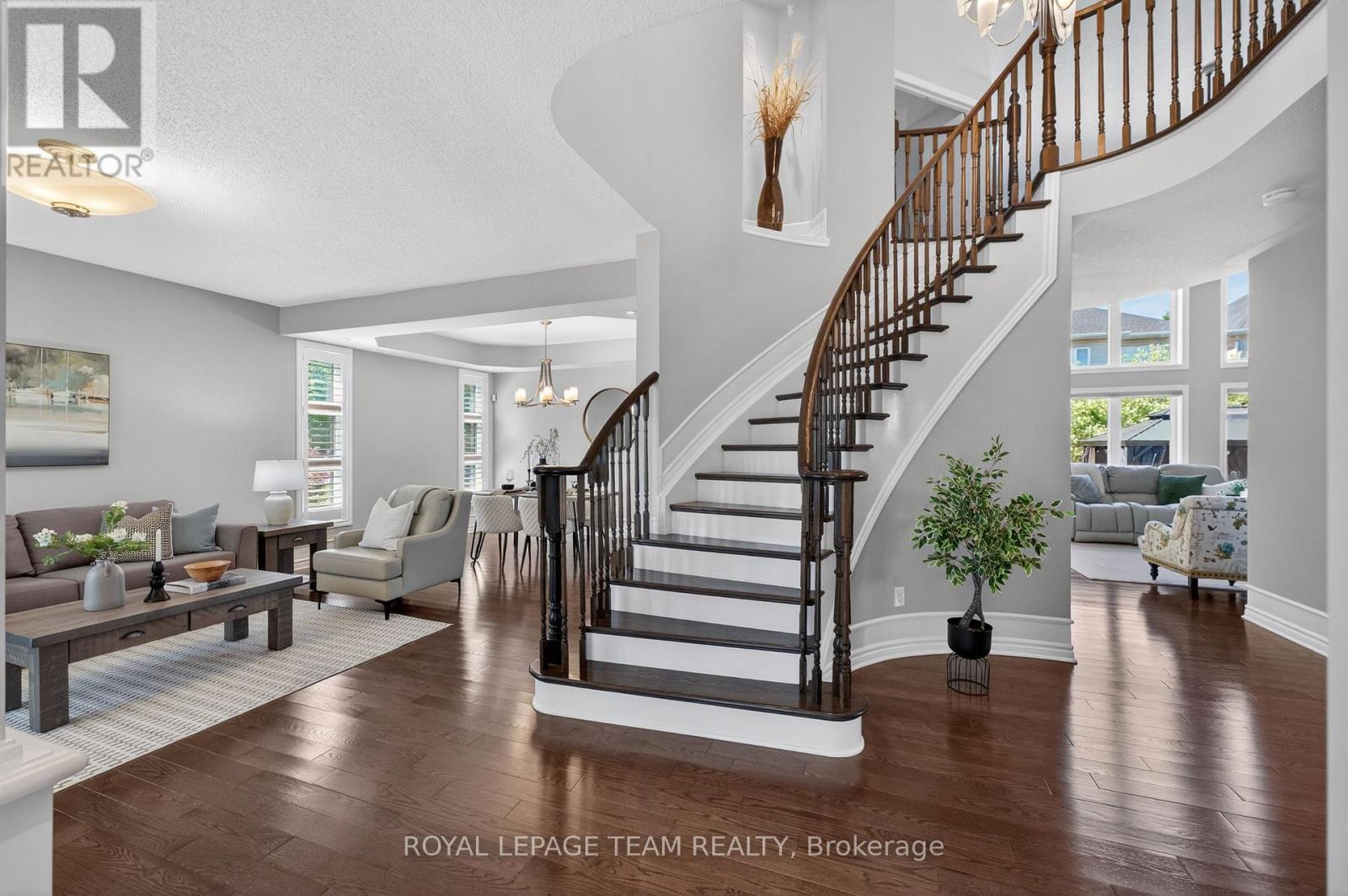 51 Bridle Crest Court, Ottawa, Ontario  K2M 0H5 - Photo 4 - X13258574