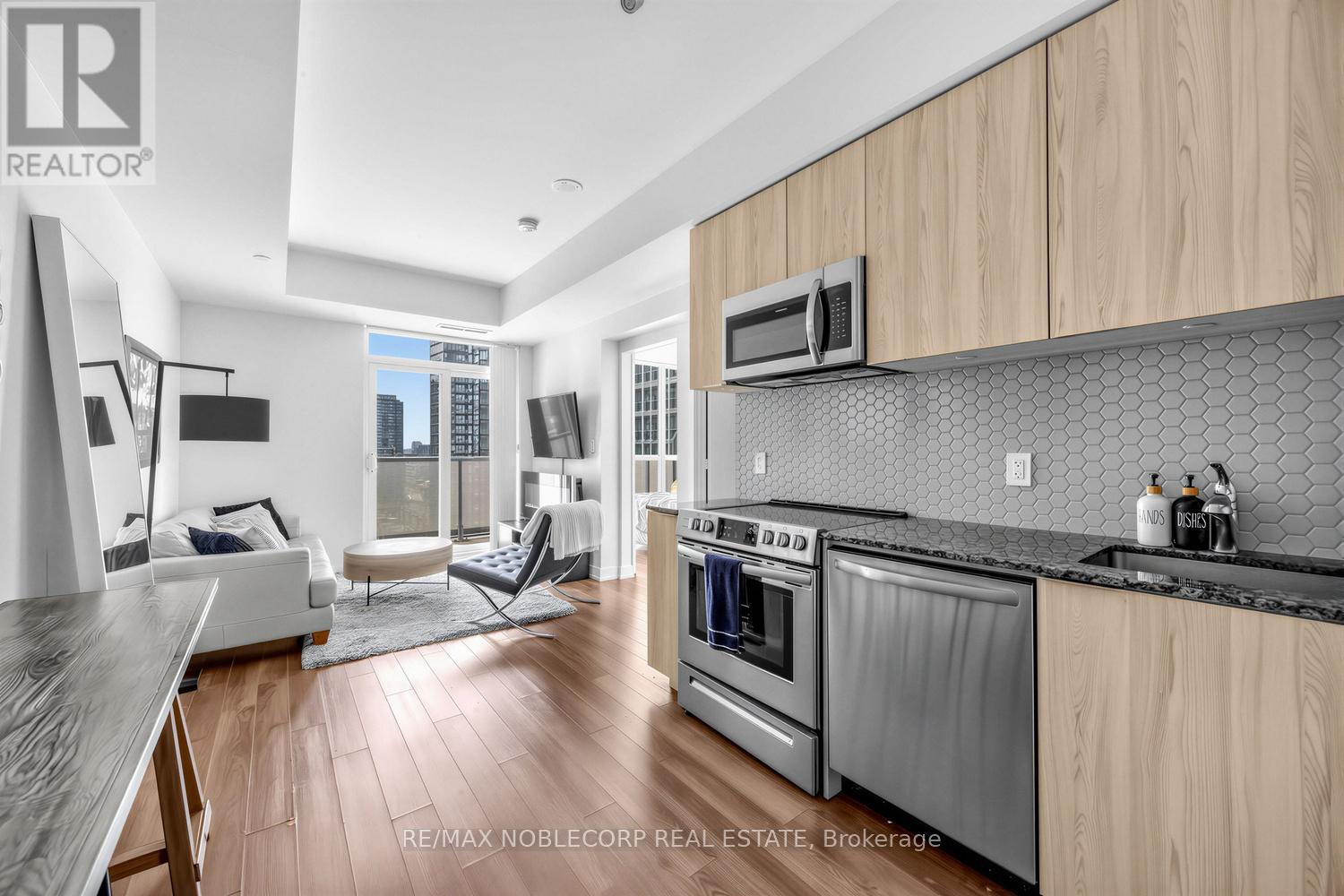 1705 - 30 ORDNANCE STREET, Toronto, Ontario