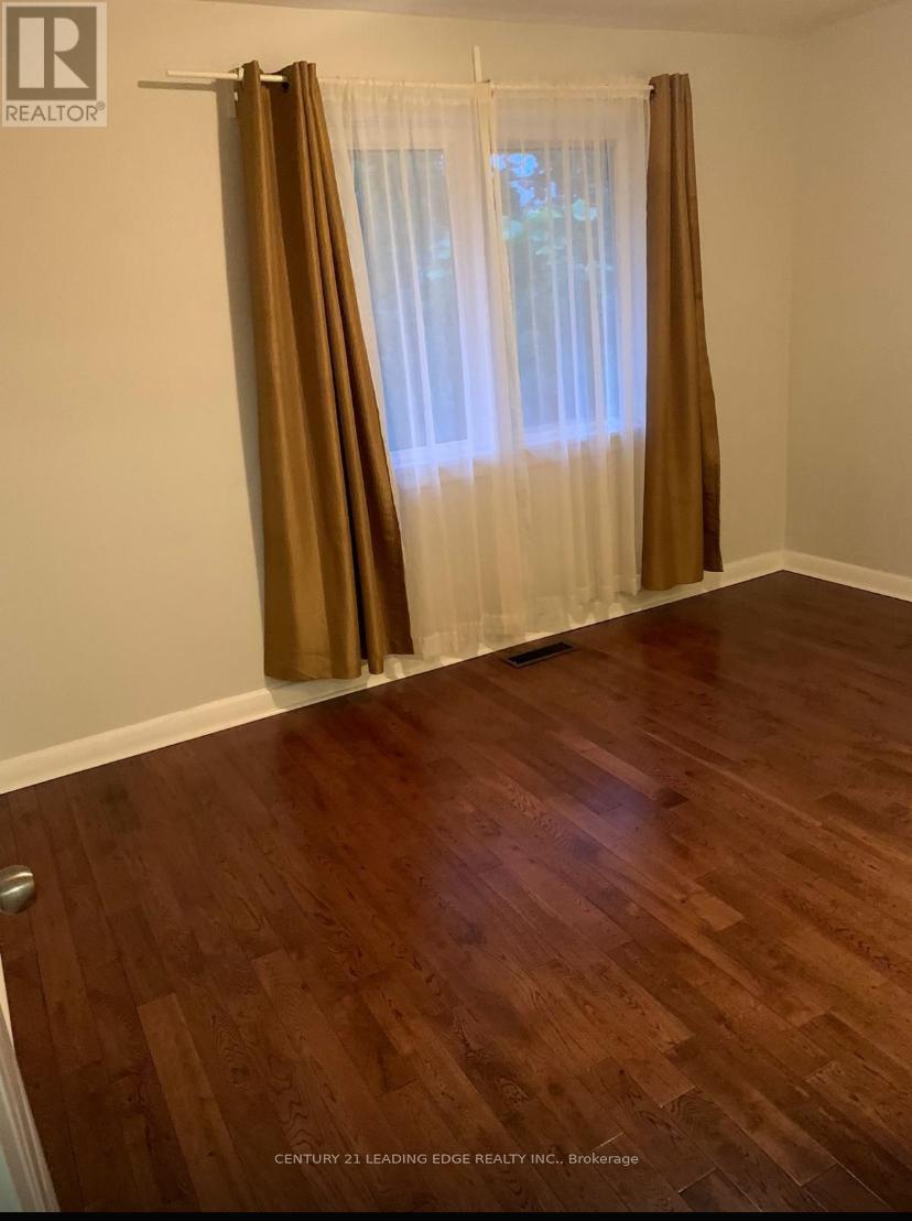 Main - 62 Lombardy Crescent, Toronto, Ontario  M1K 4N9 - Photo 7 - E13137260