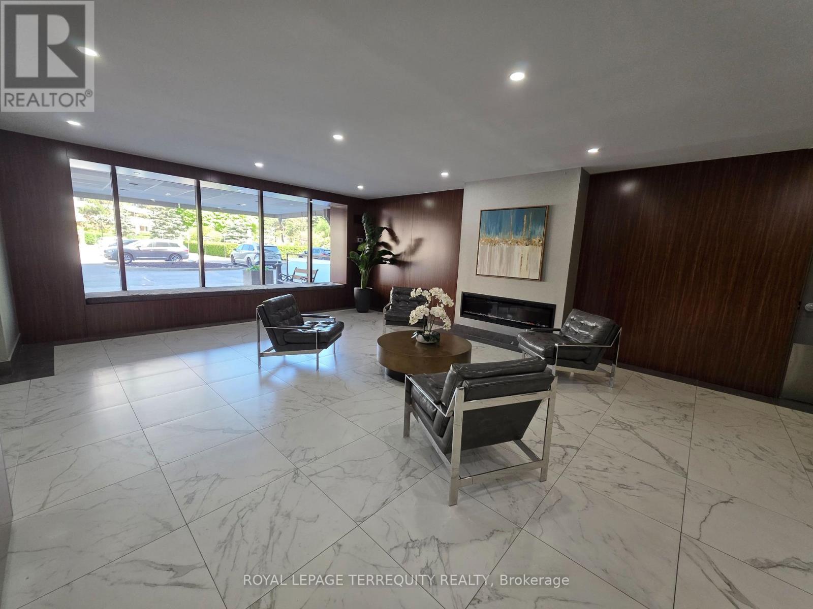 804 - 50 Inverlochy Boulevard, Markham, Ontario  L3T 4T6 - Photo 2 - N13249802