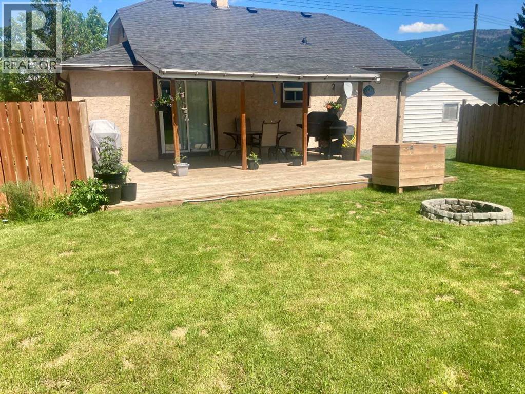 717 227 Street, Hillcrest, Alberta  T0K 1C0 - Photo 11 - A2317335