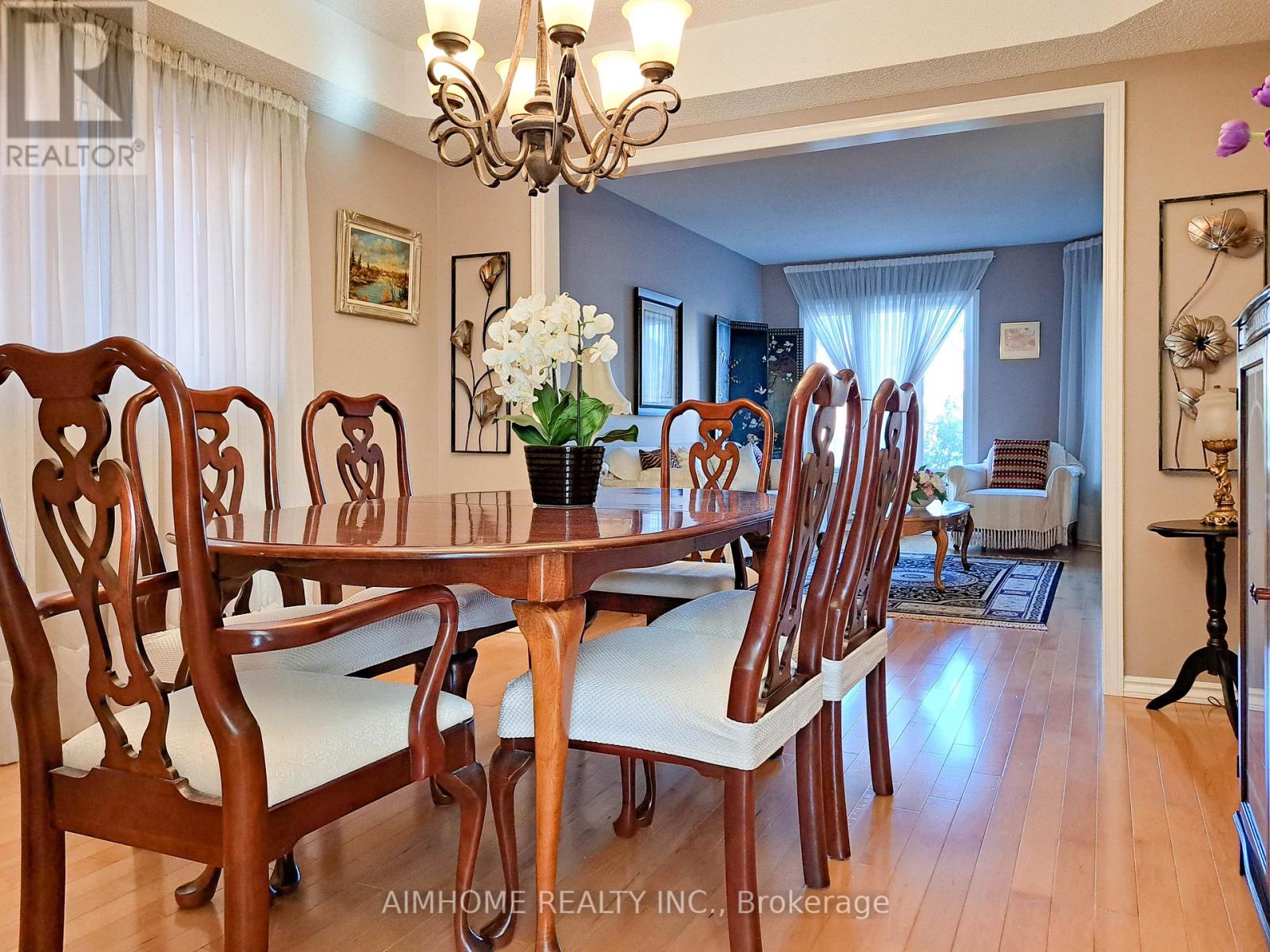 3295 Bloomfield Drive, Mississauga, Ontario  L5N 6X7 - Photo 7 - W13147486
