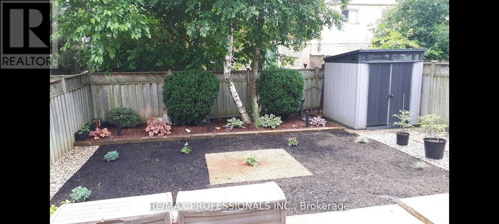 Lower - 19 Elmbrook Crescent, Toronto, Ontario  M9C 5B2 - Photo 26 - W13234344