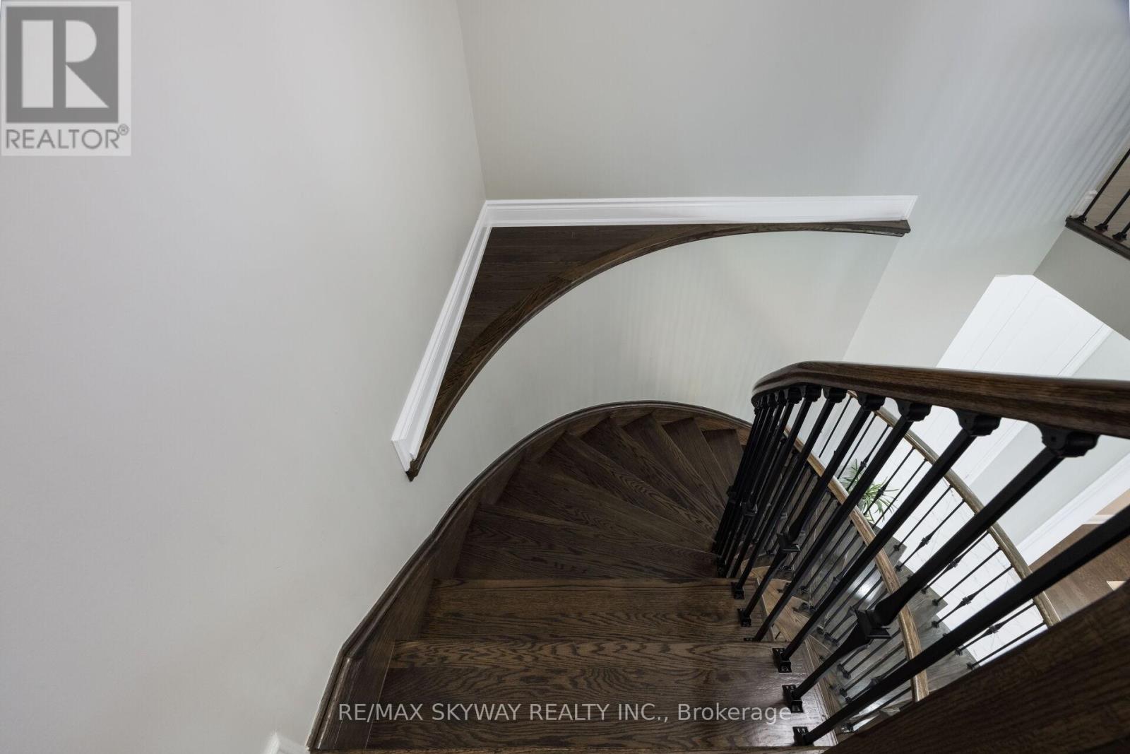 9 Martin Byrne Drive, Brampton, Ontario  L6P 4L2 - Photo 39 - W13156766