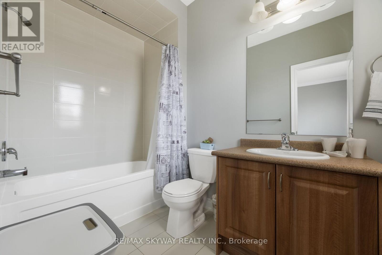 9 Martin Byrne Drive, Brampton, Ontario  L6P 4L2 - Photo 35 - W13156766